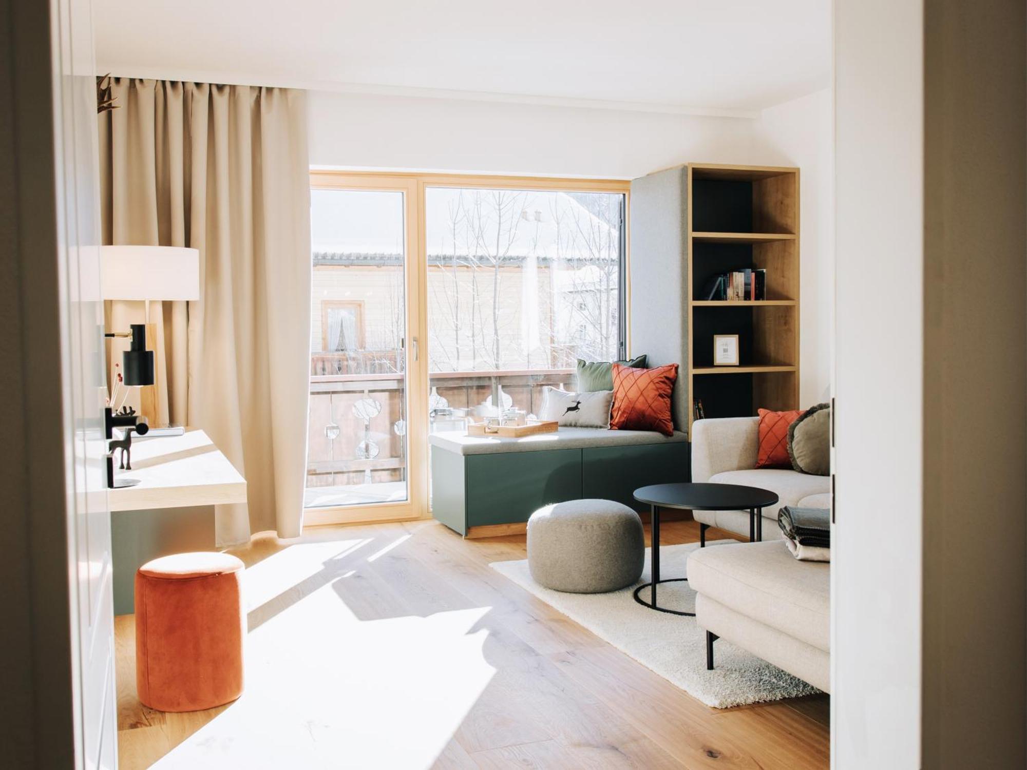 Die Karwendelsuite - 5 Sterne Fewo Mit Bestem Bergblick, Zentrumsnah & Ruhig Gelegen, Familienfreundlich ミッテンヴァルト エクステリア 写真