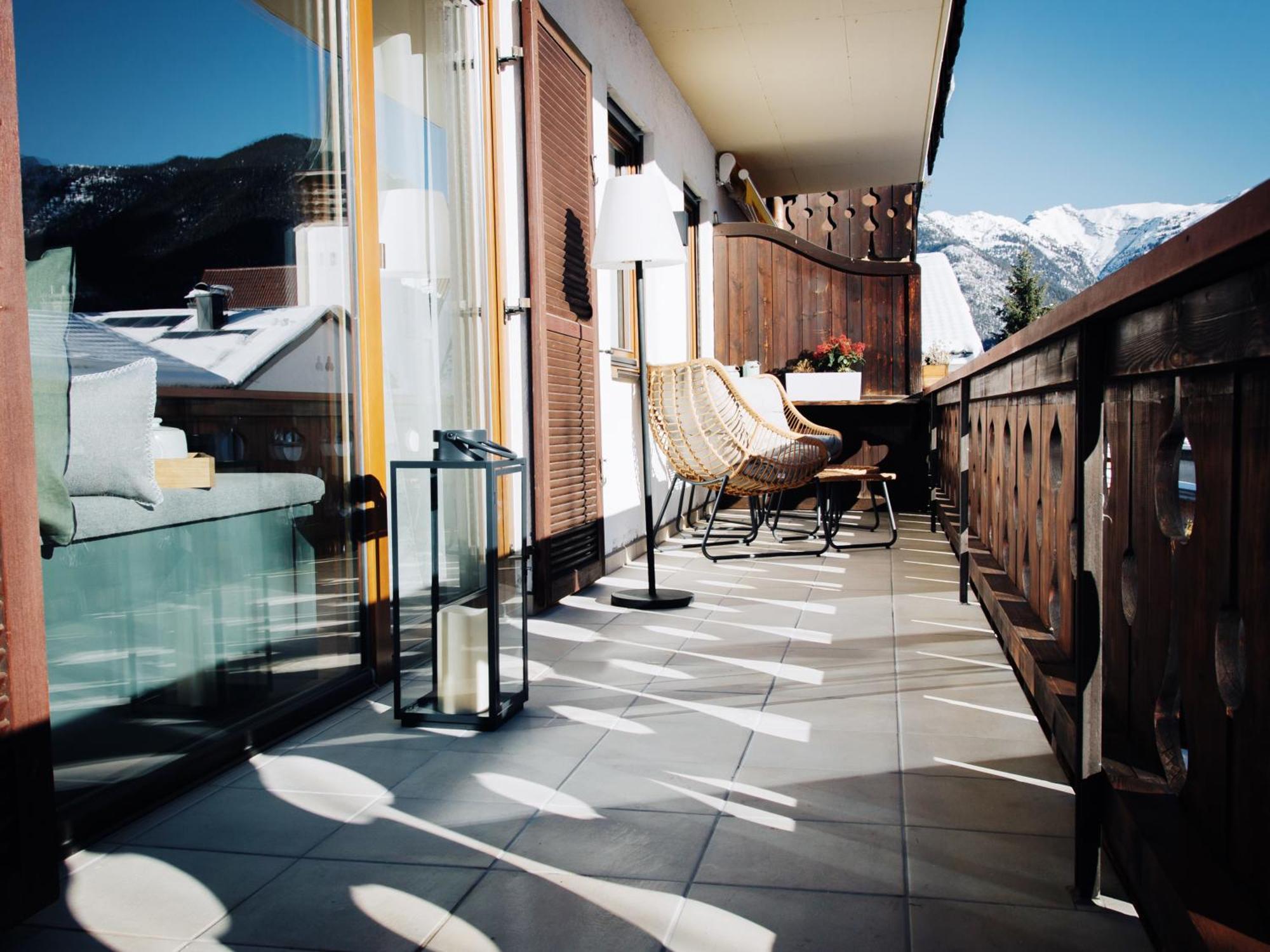 Die Karwendelsuite - 5 Sterne Fewo Mit Bestem Bergblick, Zentrumsnah & Ruhig Gelegen, Familienfreundlich ミッテンヴァルト エクステリア 写真